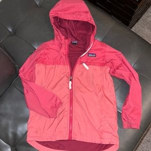 Patagonia lightweight windbreaker